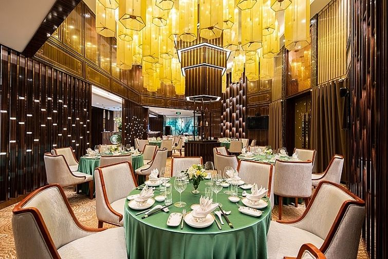 Nhà hàng Jade Moon - ẩm thực Trung Hoa cao cấp — Diamond Crown Hải Phòng